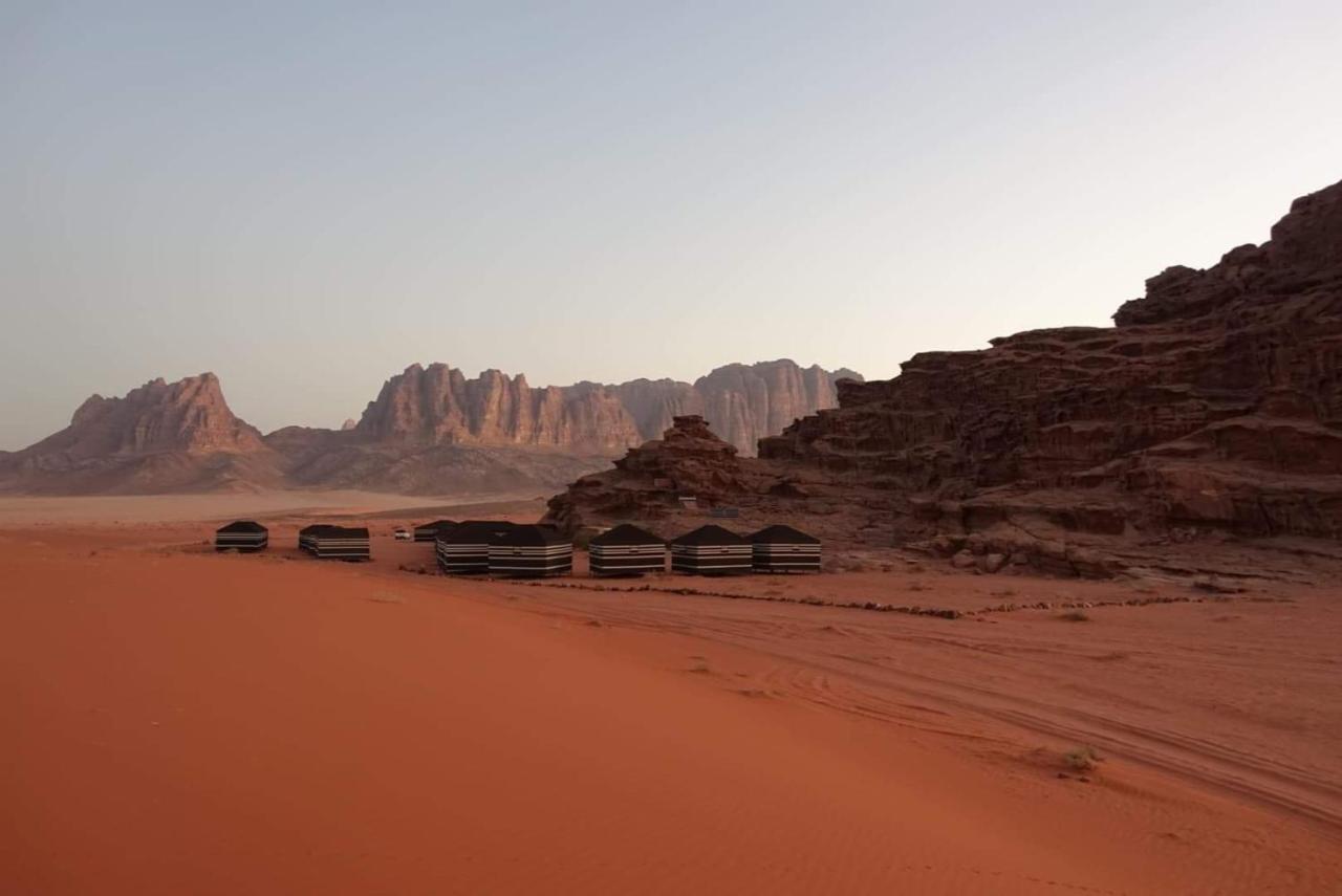 Bedouin Future Camp Hotel Вади Рум Екстериор снимка